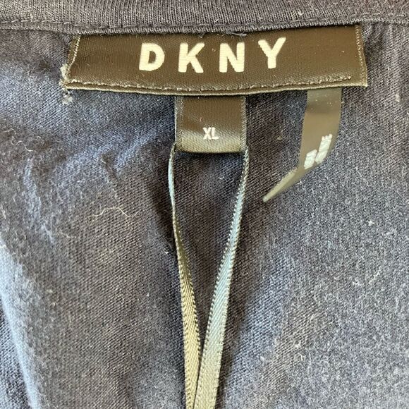 NWT DKNY Navy Blue T-Shirt Size XL - Picture 8 of 8